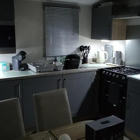 Cayton Bay Kestrel40 * Σκάρμπορο