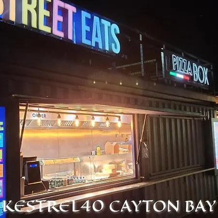 Cayton Bay Kestrel40 * Σκάρμπορο