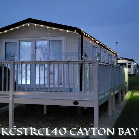 Cayton Bay Kestrel40 * Σκάρμπορο