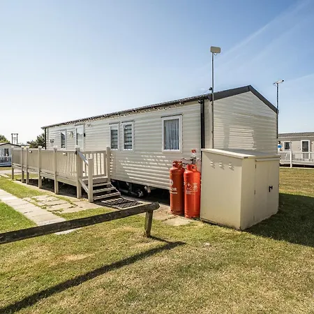 Cayton Bay Kestrel40 Σκάρμπορο