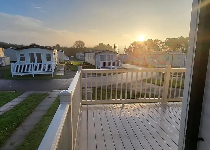 Cayton Bay Kestrel40